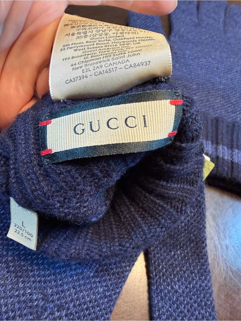 New Authentic Gucci GG Logo Cashmere Gloves Blue Size L - Picture 14 of 15
